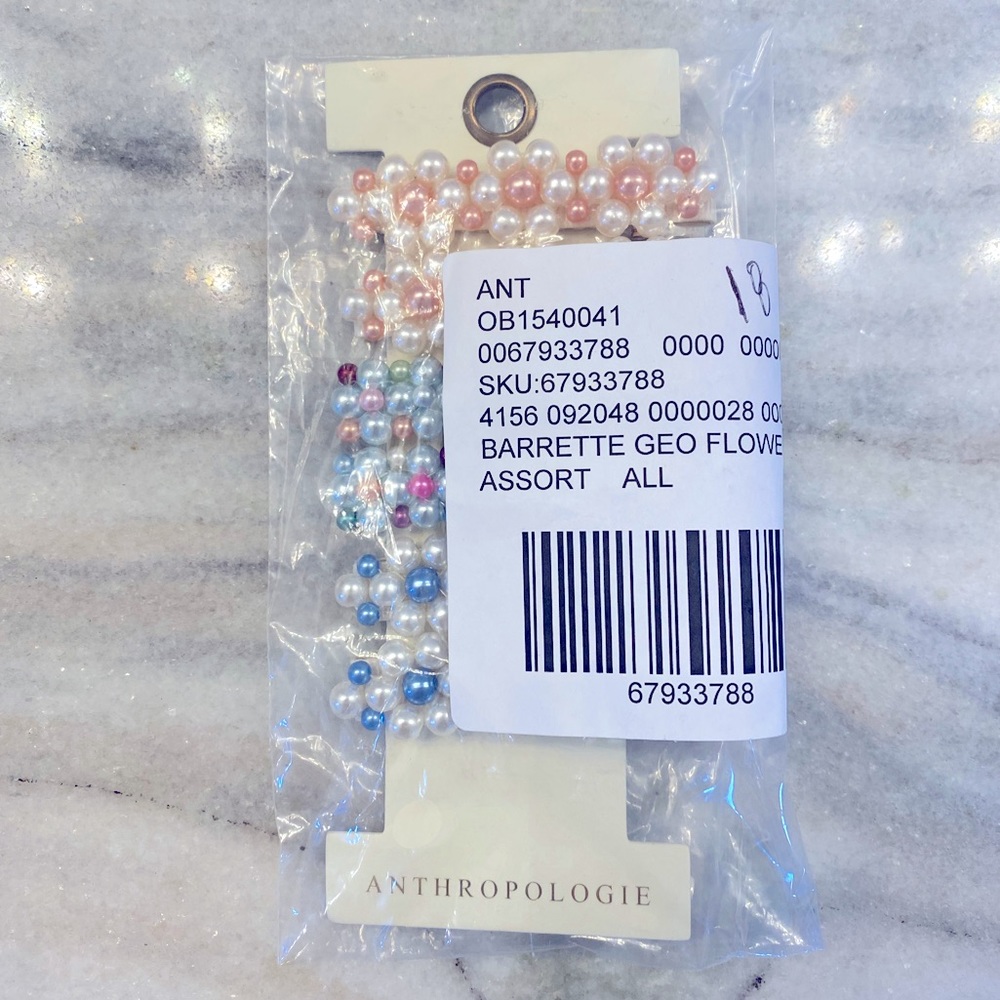 NWT Anthropologie Geometric Flower Pearl Barrettes Set of 6 - brand new clips - Picture 3 of 5